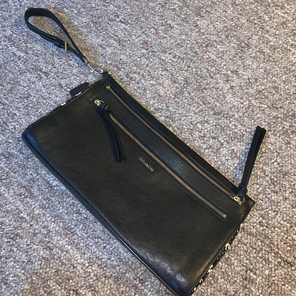 🚫SOLD🚫 Coach “Madison” Two-Tone Python Clutch